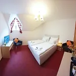 מלון Hradec Špindlerŭv Mlýn